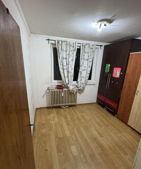 Drumul Taberei, metrou R.Doamnei, Colegiul Elena Cuza, dec., et.1/4, liber